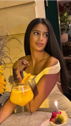 Leilani856, 24 years old from United Kingdom