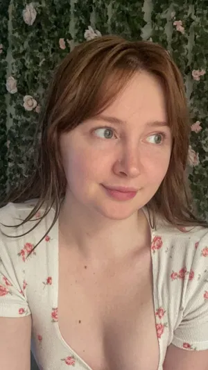 Rosee, 21 years old from United States