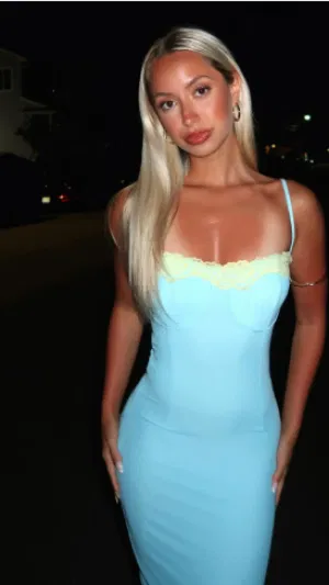 Elizabeth0000, 25 years old from United States