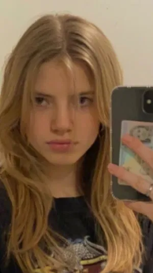 Anastasia22, 23 years old from Canada