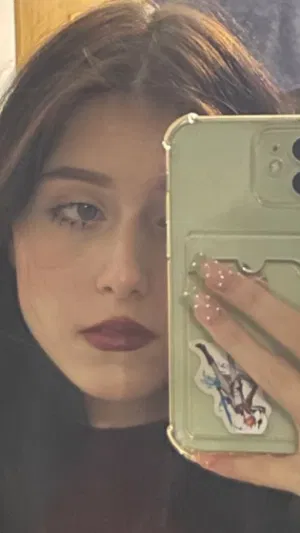 Bailey00, 22 years old from Canada