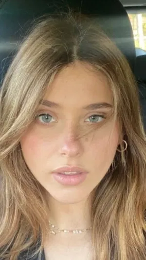 Paula547, 23 years old from United States