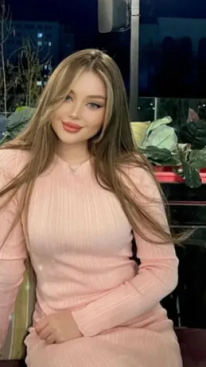 Bonnie55, 23 years old from France