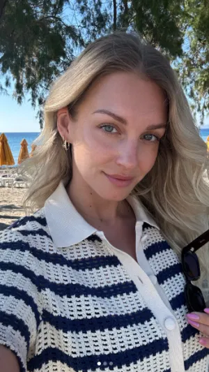 Cora852's Profile Photo