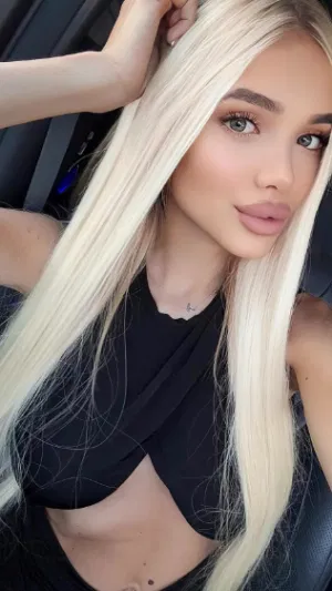 Delaney258, 23 years old from Ireland