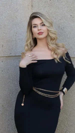 Elaine852, 23 years old from Ireland