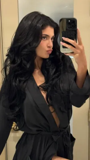 Jenny542, 23 years old from France