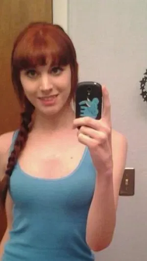 gwerqa, 22 years old from United Kingdom