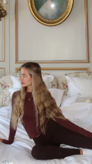 Fiona44, 23 years old from United States