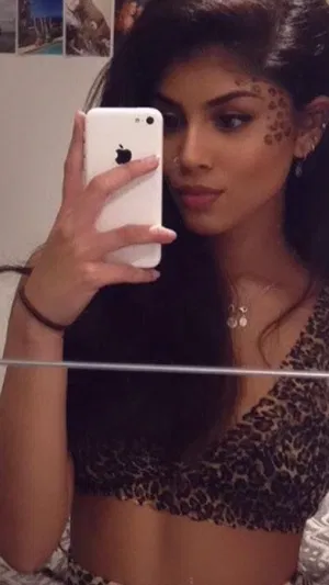 gegqe, 22 years old from United Kingdom