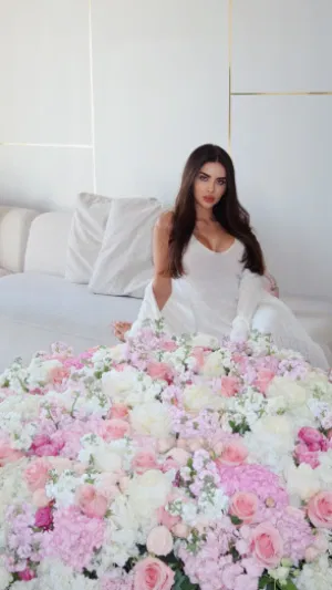 Frannie44, 24 years old from Canada