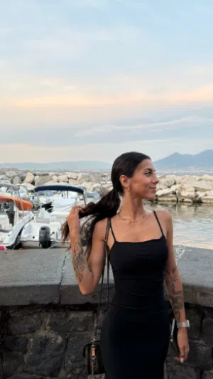 Gloria77, 24 years old from Canada