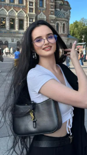 Harmony4445, 24 years old from Canada