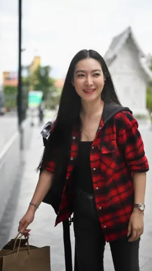 jdhdthr, 23 years old from United States