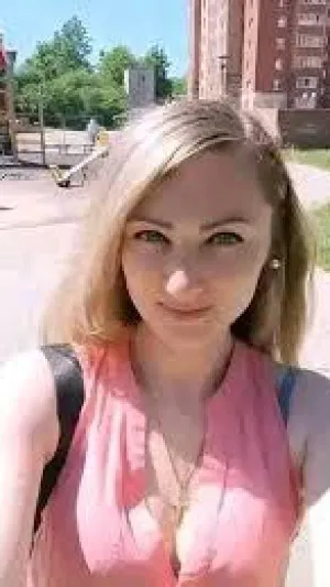 Adelyn64, 26 years old from United States
