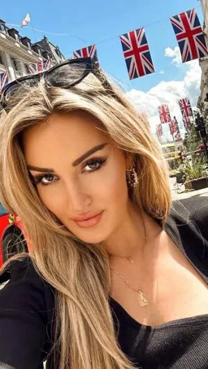 Aurelia7856, 23 years old from United States