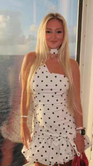 Alina000058's Profile Photo