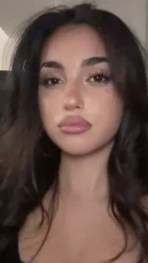 gereaa, 23 years old from Canada