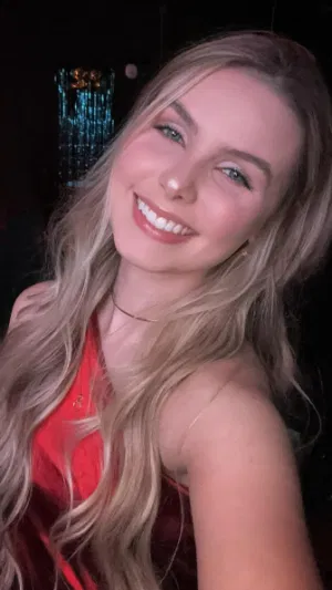 Valerie0000, 23 years old from United States