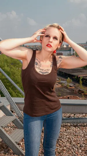 Hayden56, 25 years old from Canada