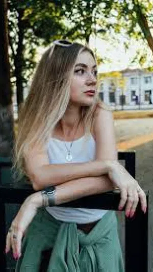 Angela245, 23 years old from Spain