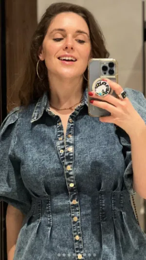 Carrie365, 23 years old from United Kingdom