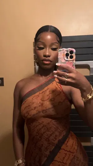 Melany765, 26 years old from United States