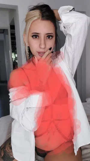Omana553, 20 years old from United States