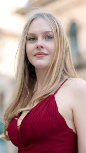 Natalie000, 23 years old from France