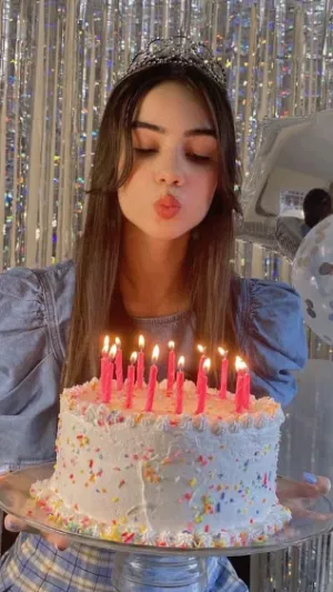 Daisy000, 23 years old from France