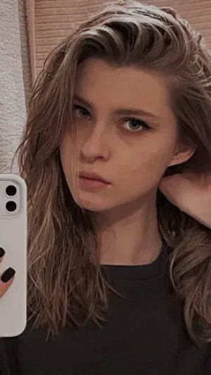 Saraxdm53, 24 years old from United States