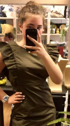 Christa000, 23 years old from Canada