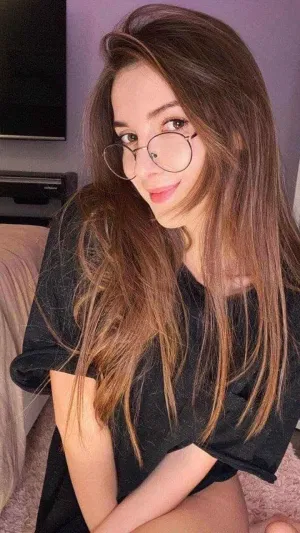 Shelbycute25, 22 years old from United States