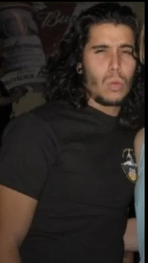 Lovetolick44's Profile Photo