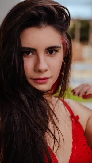 Cora23, 22 years old from United States