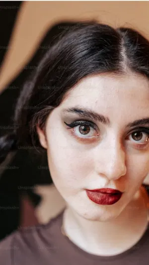 Cecilia33, 22 years old from United Kingdom