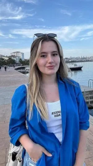 Juliette33's Profile Photo