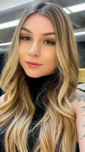 Addison254, 22 years old from Canada