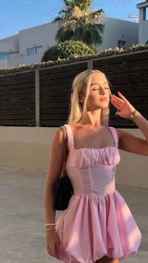 Lynn123, 23 years old from United Kingdom