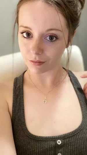 Sarayxn76, 20 years old from United States