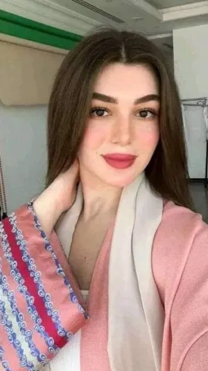 Astrid2123, 23 years old from France