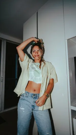 Ari35, 26 years old from United States