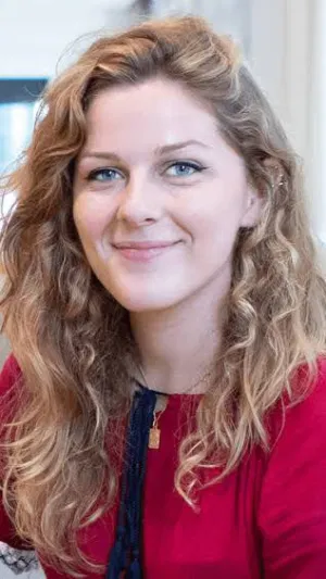 Mildred584, 23 years old from France