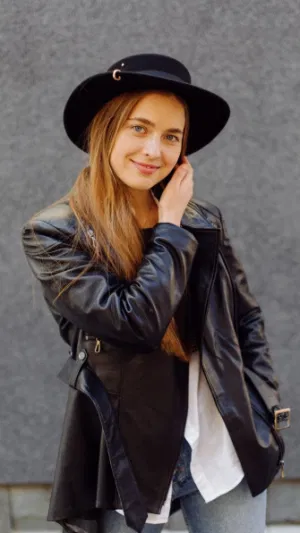 Kate354, 25 years old from Canada