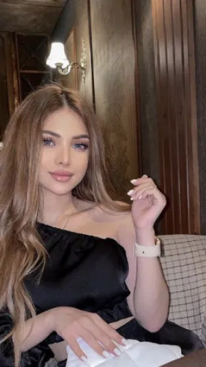 Mylah354, 25 years old from France