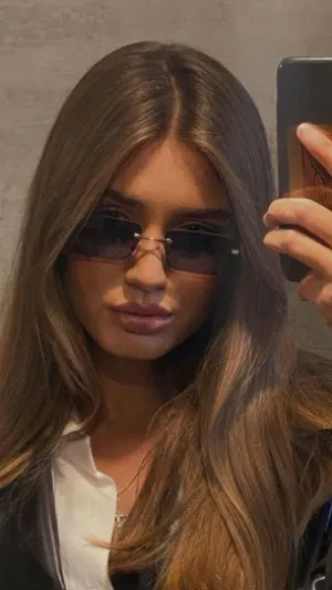 Eileen00000, 23 years old from Canada