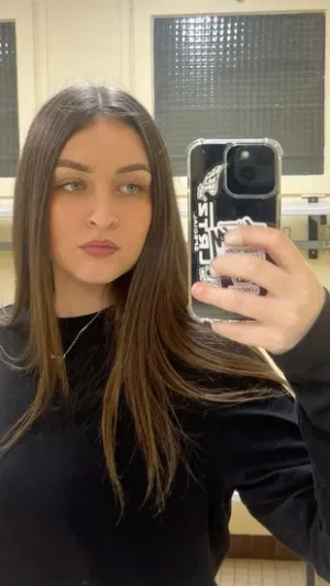 Lena00, 23 years old from Canada