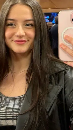 Alexandra112's Profile Photo