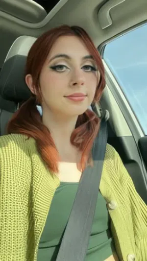 Macy4r53, 26 years old from United Kingdom