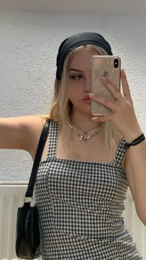 Becki44's Profile Photo